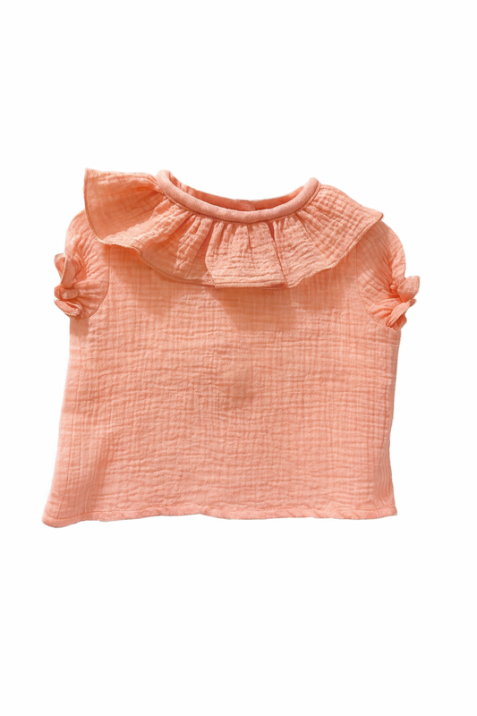 Blusa rosa con cuello